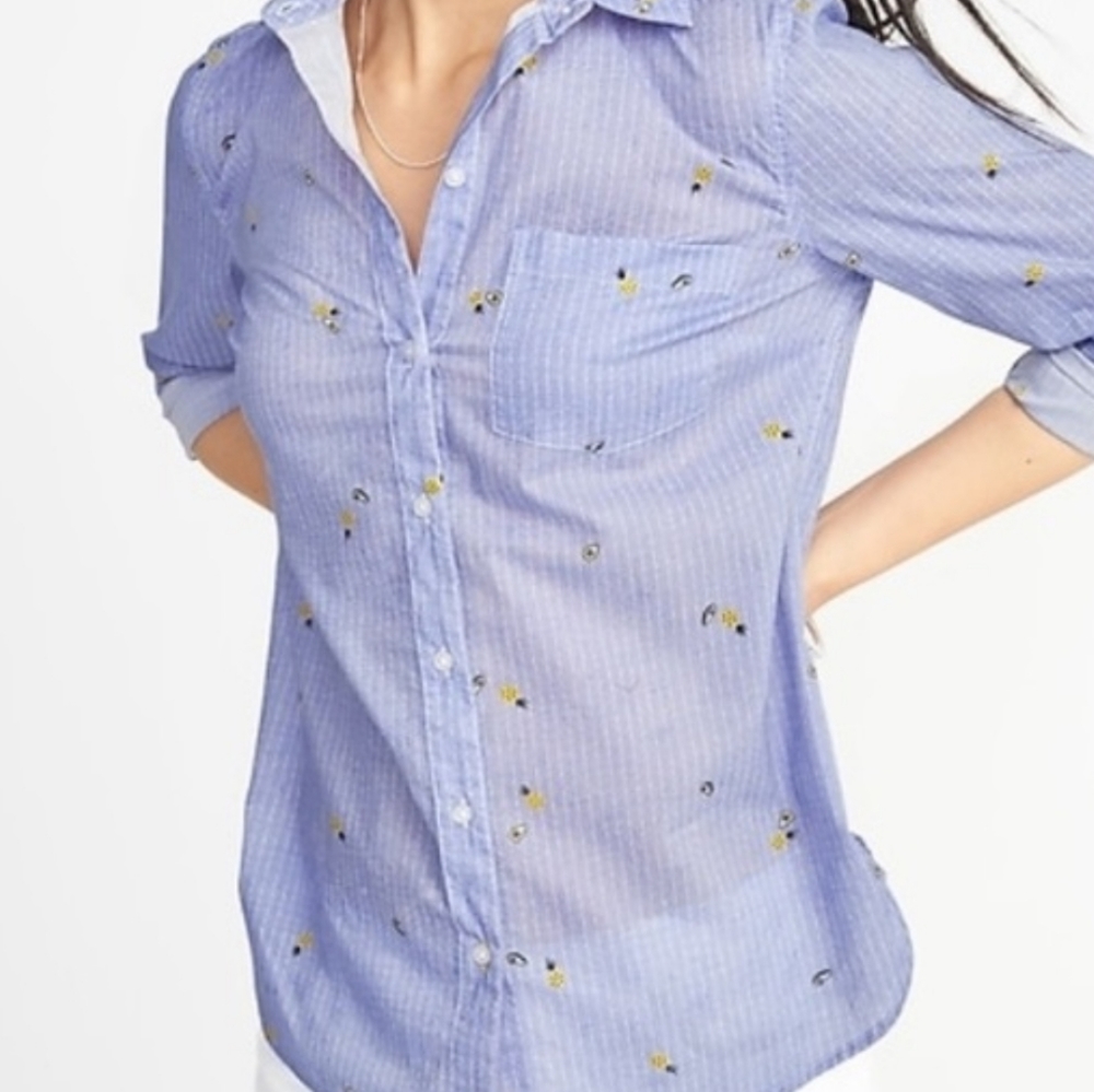 Old Navy Classic Button Down Long Sleeve